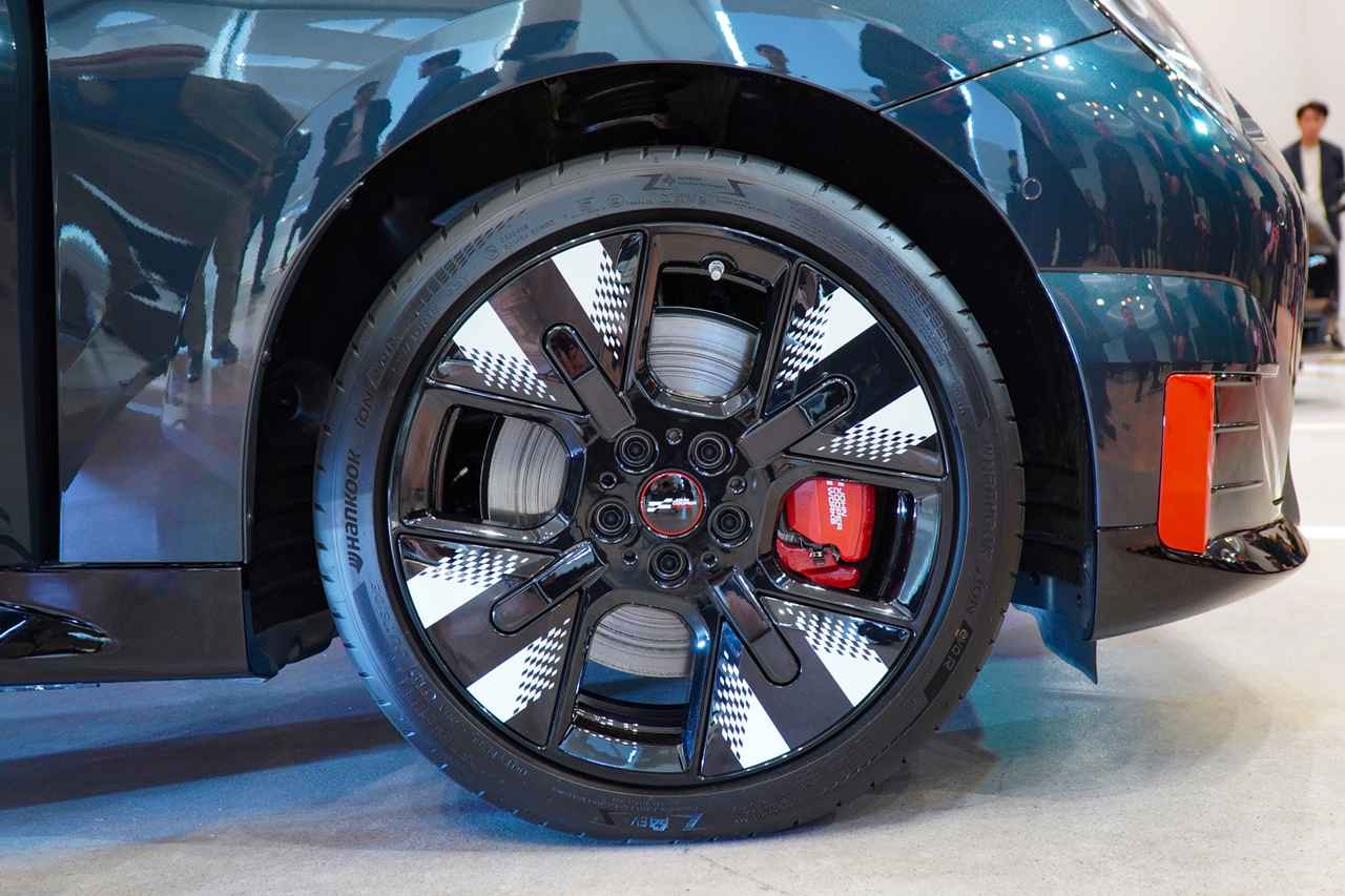 画像 : 12番目の画像 - EVのMINIジョンクーパーワークス - スマートモビリティJP