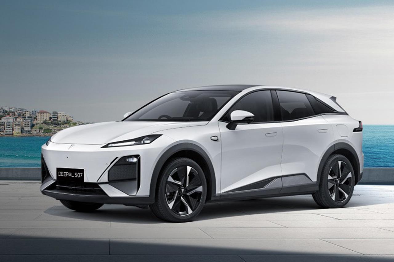 画像 : 12番目の画像 - EZ-60のエクステリア - スマートモビリティJP