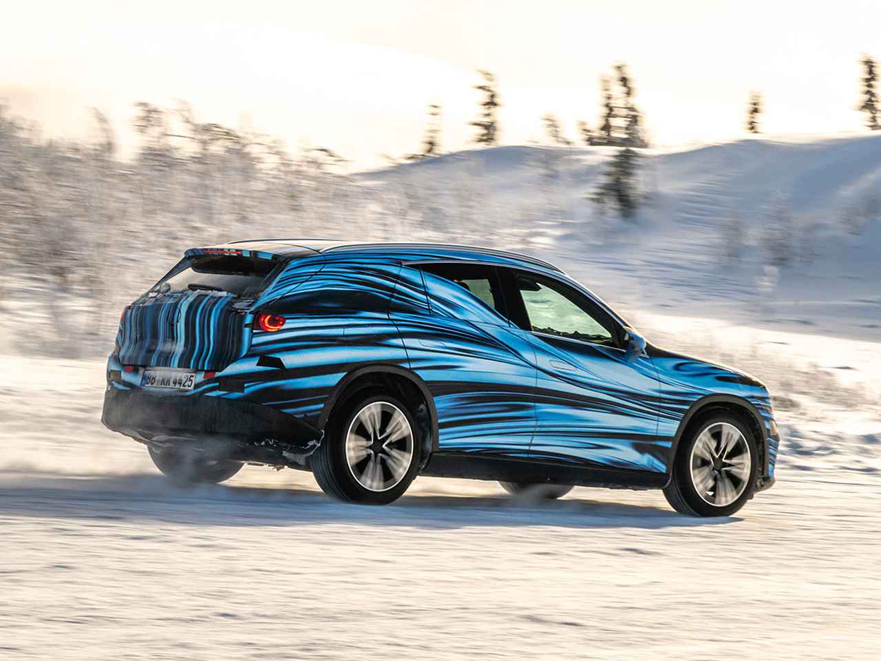 画像 : 7番目の画像 - メルセデス・ベンツ新ラインナップ「GLC」 - スマートモビリティJP