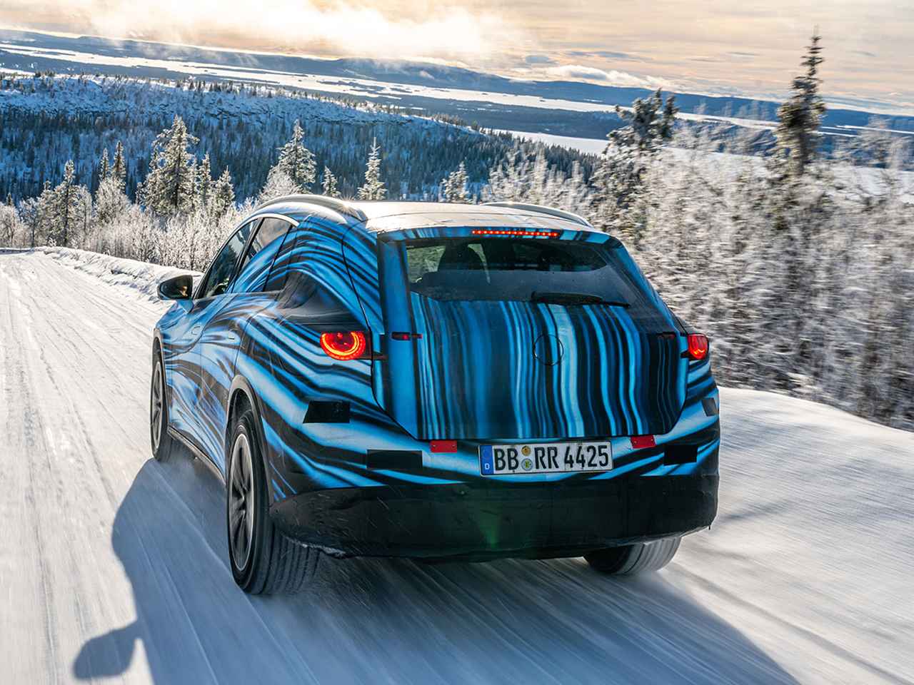 画像 : 4番目の画像 - メルセデス・ベンツ新ラインナップ「GLC」 - スマートモビリティJP