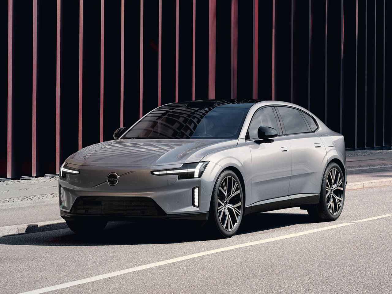 画像 : 1番目の画像 - ボルボ ES90 - スマートモビリティJP