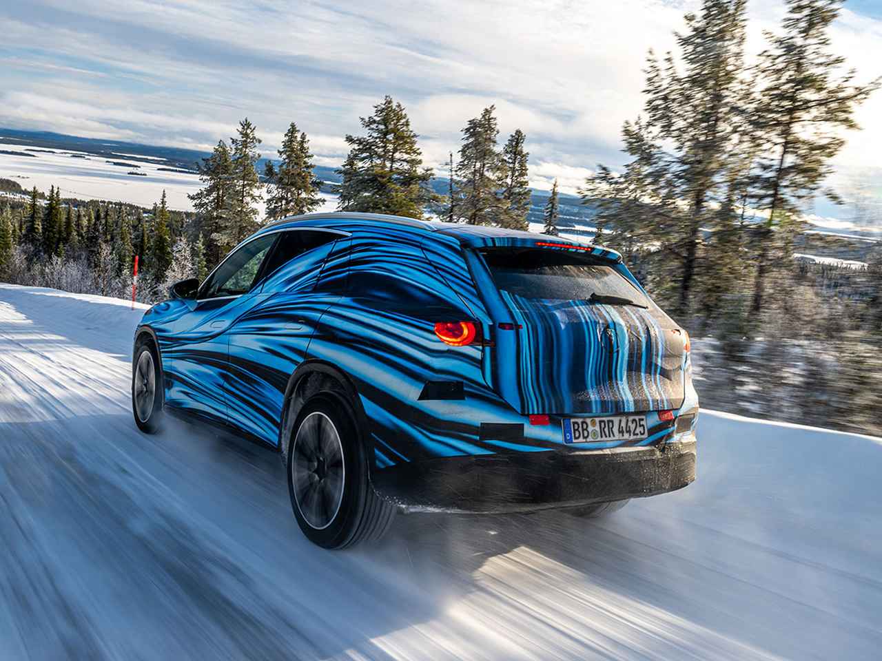 画像 : 8番目の画像 - メルセデス・ベンツ新ラインナップ「GLC」 - スマートモビリティJP