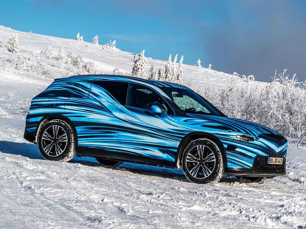 画像 : 3番目の画像 - メルセデス・ベンツ新ラインナップ「GLC」 - スマートモビリティJP