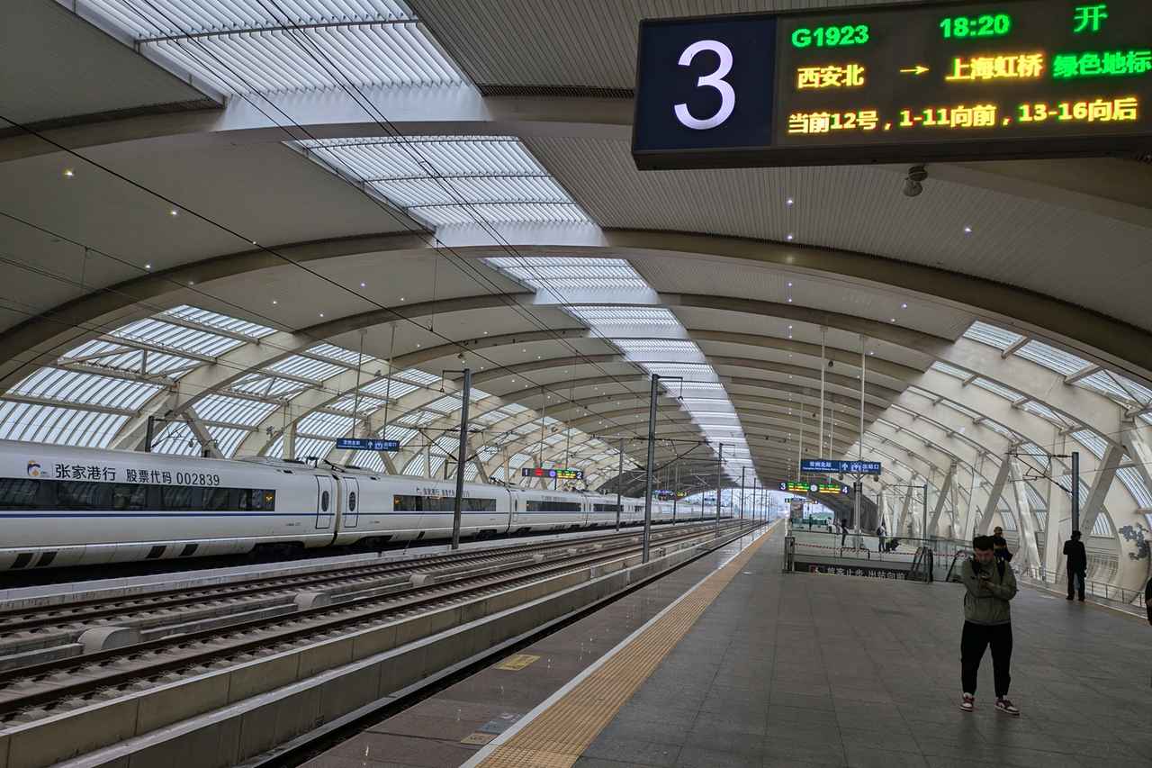 画像 : 5番目の画像 - BYDの工場と超高速充電器 - スマートモビリティJP