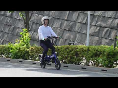 画像: ペダルを漕がず、スロットル操作のみで坂道を上るようす。（勾配9％・T600GRにて） www.youtube.com