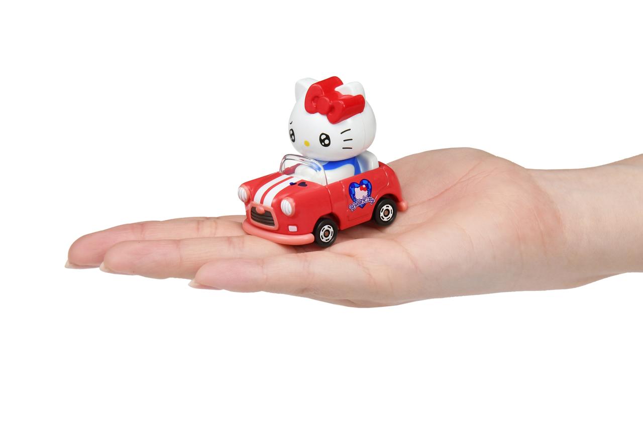 画像: シリーズ第一弾の「TOMICA TUNES SANRIO CHARACTERS Vol.1」は、その出来栄えはもとより、キャラクターの「しょんぼり顔」がSNSで話題を呼んだ ©TOMY ©2025 SANRIO CO., LTD. APPROVAL NO.L655765