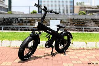 E-BIKE 電動アシスト自転車 ファットタイヤ グレー ブレイズ、ファットバイクスタイルの電動アシスト自転車「STYLE