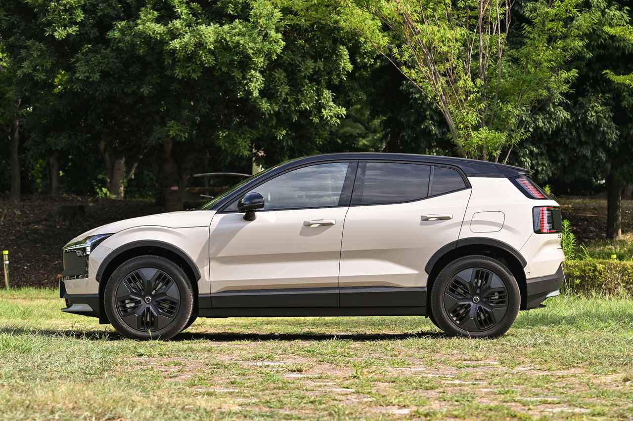 画像 : 5番目の画像 - ボルボ EX30クロスカントリー - スマートモビリティJP