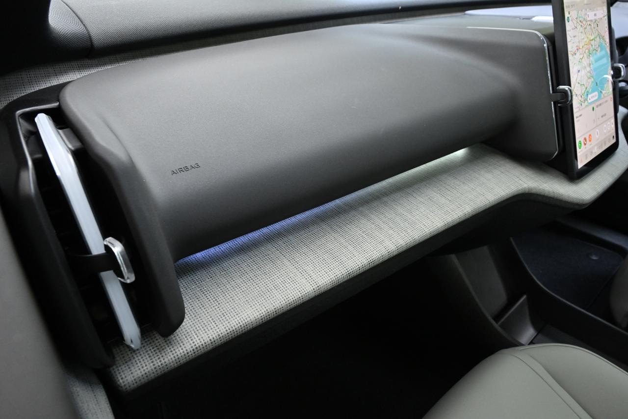 画像 : 10番目の画像 - ボルボ EX30クロスカントリー - スマートモビリティJP