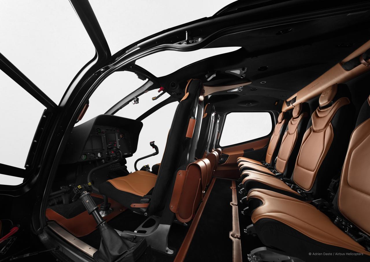 画像 : 4番目の画像 - AIRBUS ACH130 Aston Martin Edition - スマートモビリティJP