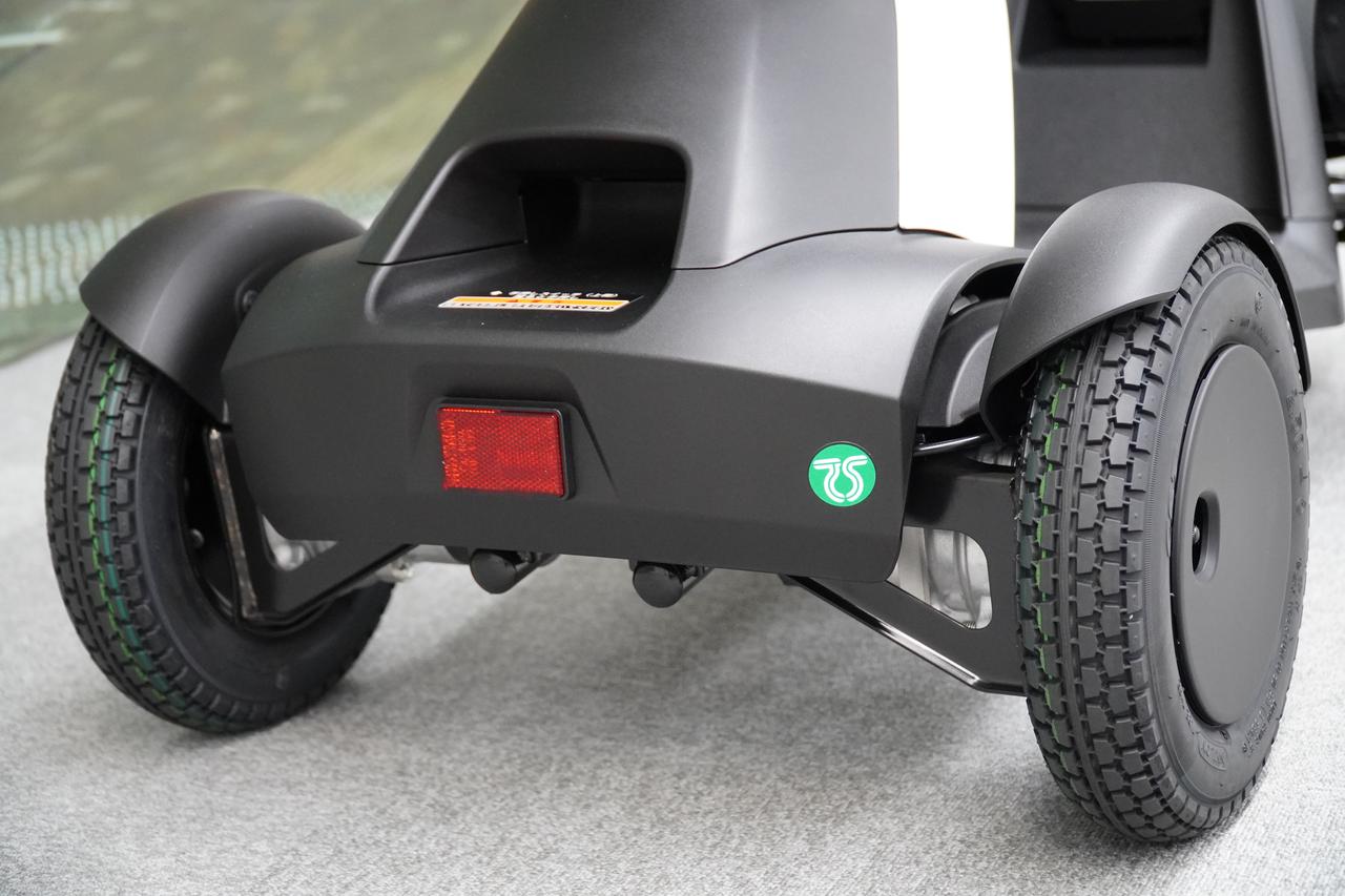 画像 : 11番目の画像 - ダイハツ「e-SNEAKER」 - スマートモビリティJP