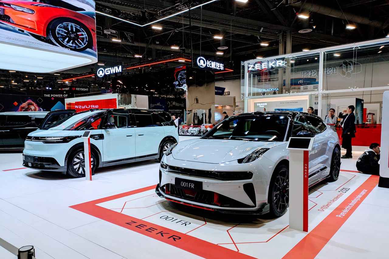 画像: テスラvs.ウェイモ、完全自動運転への正反対のアプローチ。モービルアイは第3の道を探る。CES 2025レポート(後編) - スマートモビリティJP