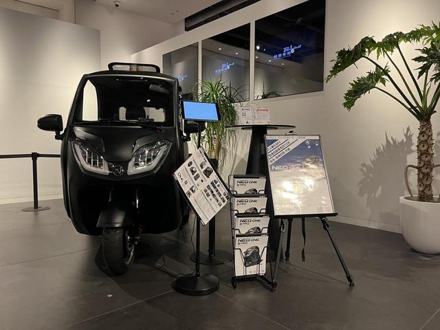 画像: ダイゾー、蔦屋家電にて期間限定でEVトライク「NEO-ONE」を展示 - スマートモビリティJP