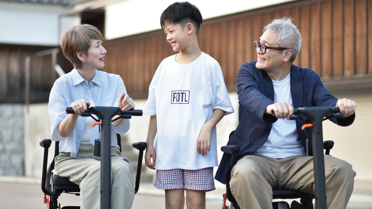 画像 : 2番目の画像 - ROBOOTER J＋VISION - スマートモビリティJP