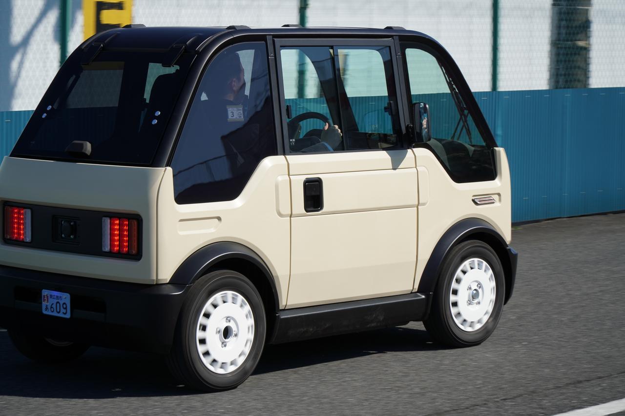 画像 : 1番目の画像 - mibot（プロトタイプ） - スマートモビリティJP