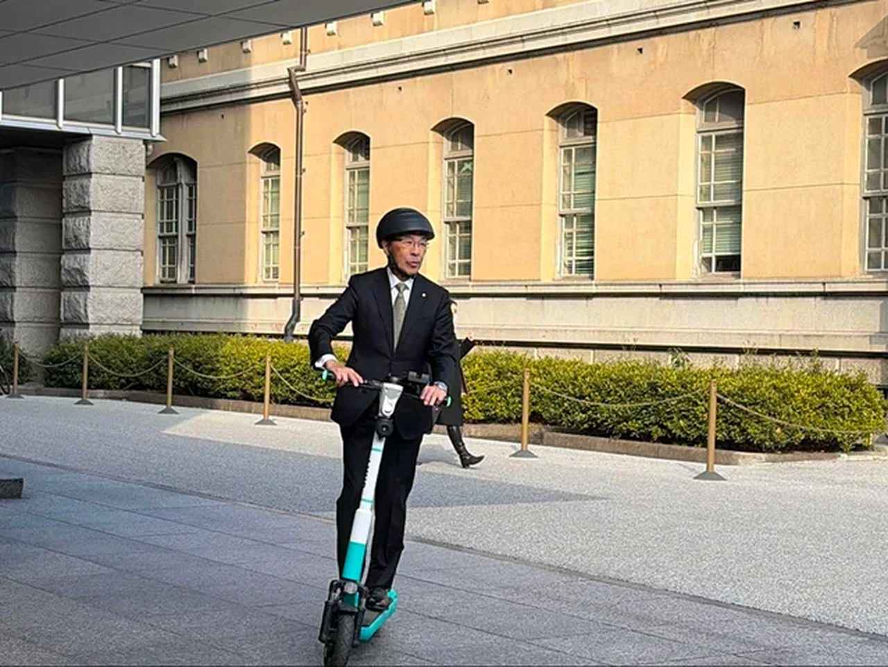 画像: Luupと京都府、公務利用に関する連携協定を締結。公務へのシェアモビリティ利用に関する、地方自治体との協定締結は全国初。