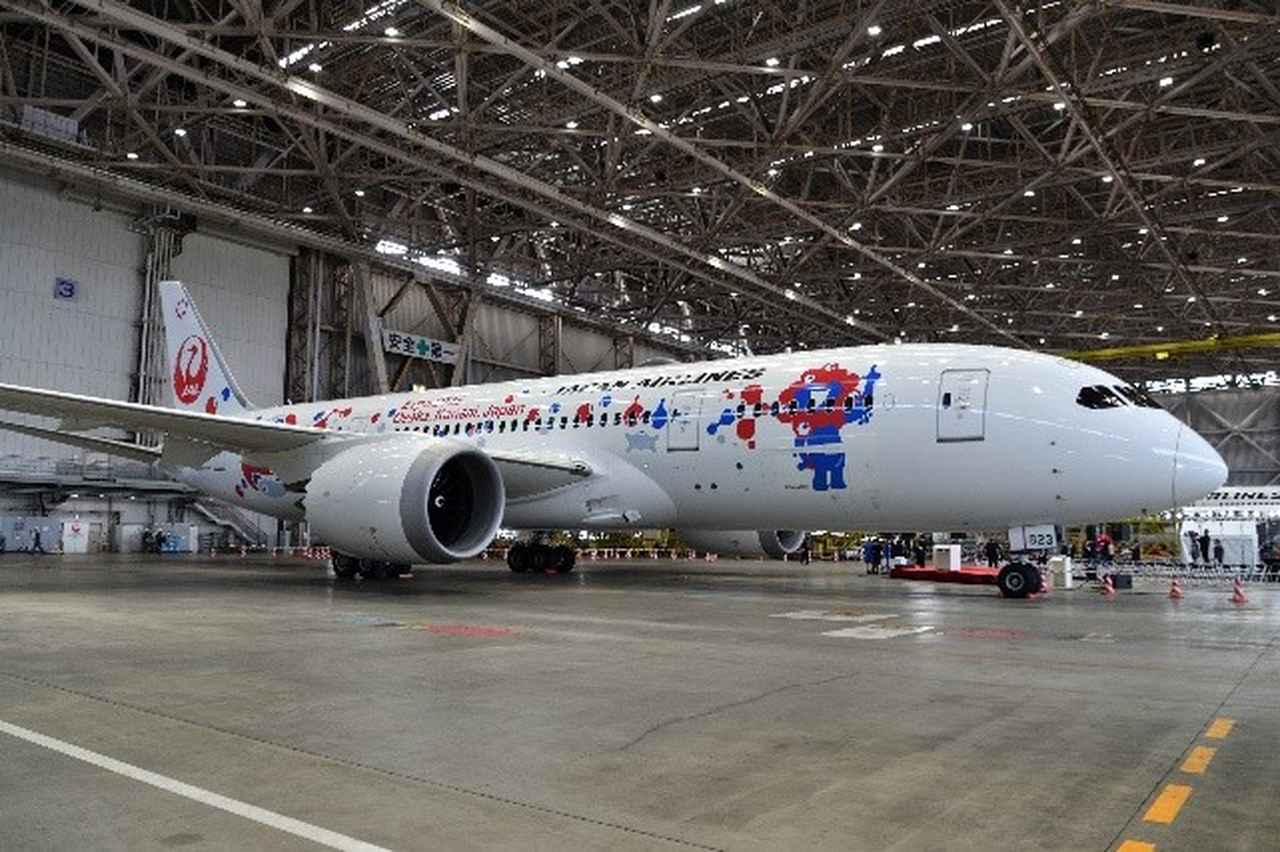 画像: コスモ石油が廃食用油リサイクル航空燃料「SAF」の量産・供給を開始。CO2排出量を8割削減する代替燃料 - スマートモビリティJP