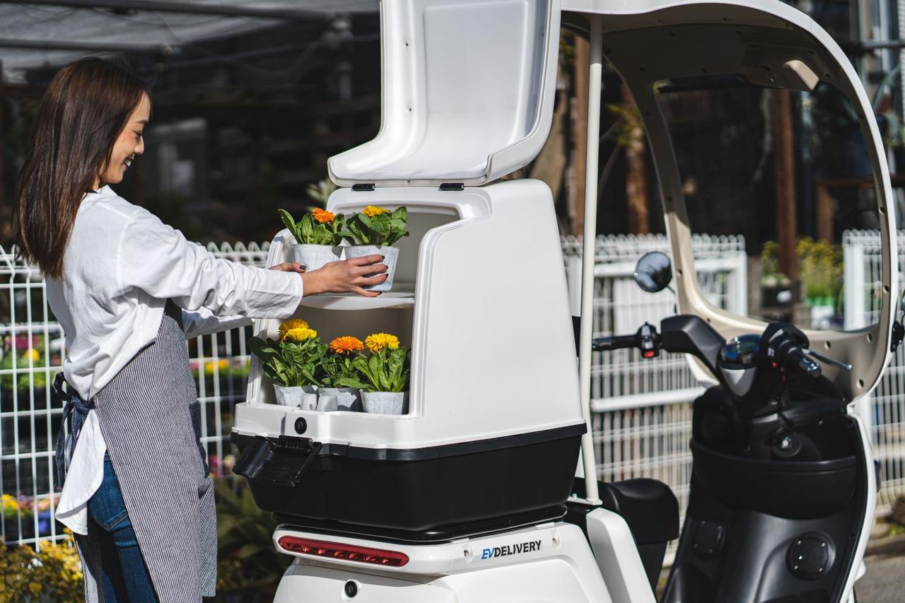 画像: 最大積載量90kgを誇る。※ミニカー登録モデルの場合