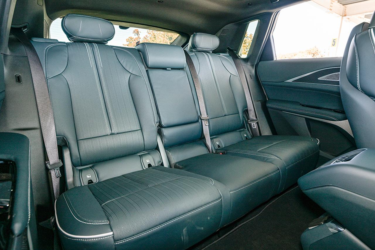 画像 : 5番目の画像 - キャデラック リリック - スマートモビリティJP