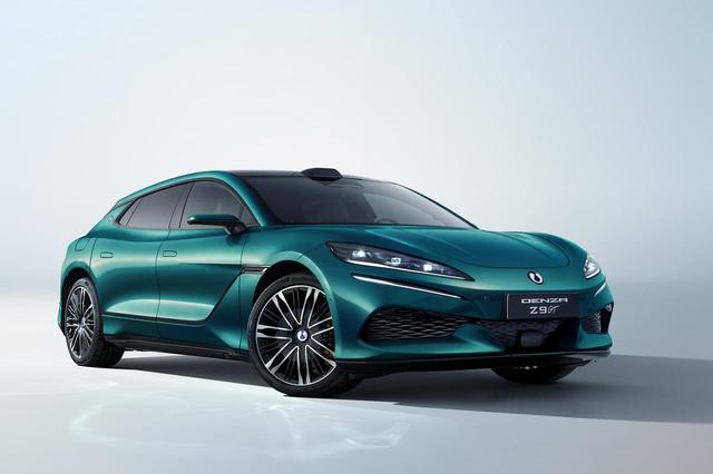 画像: 4月に欧州で発表予定のシューティングブレーク「DENZA Z9GT」には、960psオーバー、0→100km/h加速3秒未満というパフォーマンスを発揮するトリプルモーター仕様も存在するという。