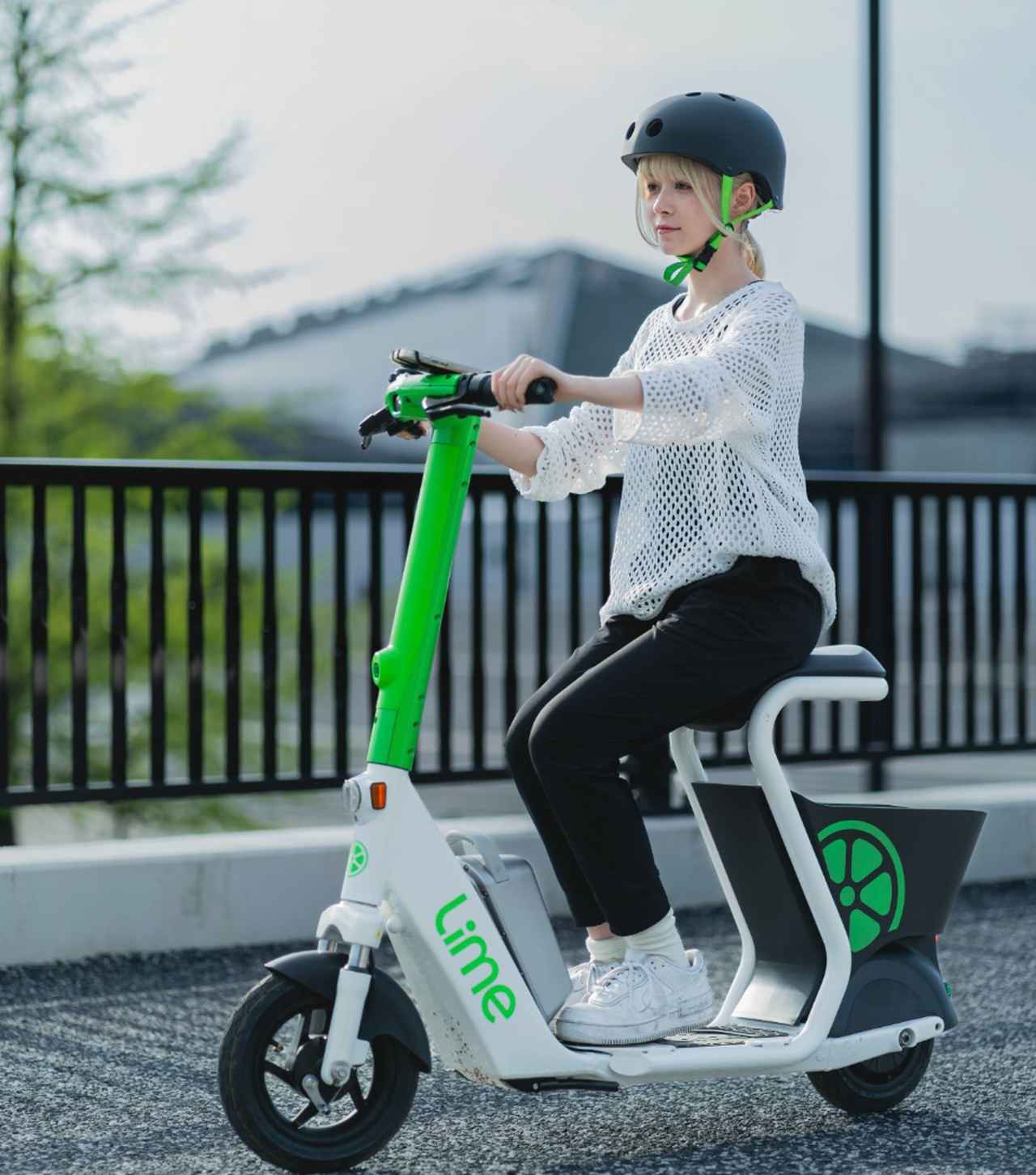 画像 : 2番目の画像 - Limeラクモ - スマートモビリティJP