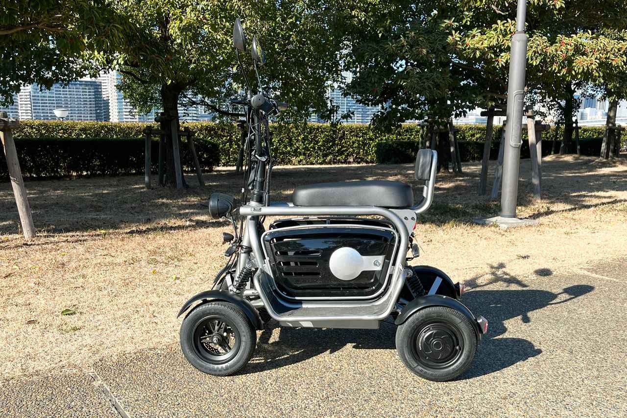 画像 : 4番目の画像 - ELEMOs - スマートモビリティJP