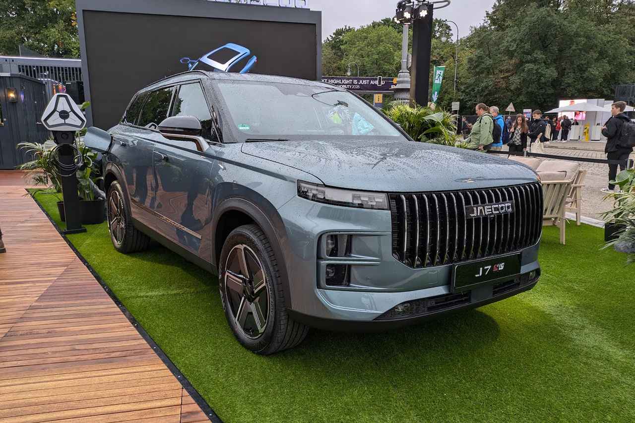 画像: 3月に英国市場の車名別販売でトップとなったチェリーのPHEV「Jaecoo 7」