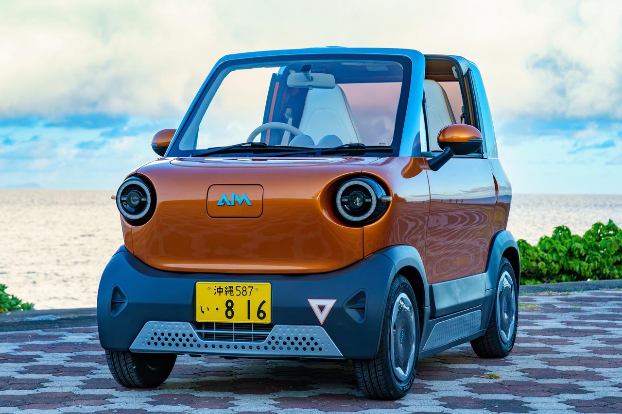 画像: ミニカー同等のサイズだが、着脱可能なルーフを備えている点がユニークだ。