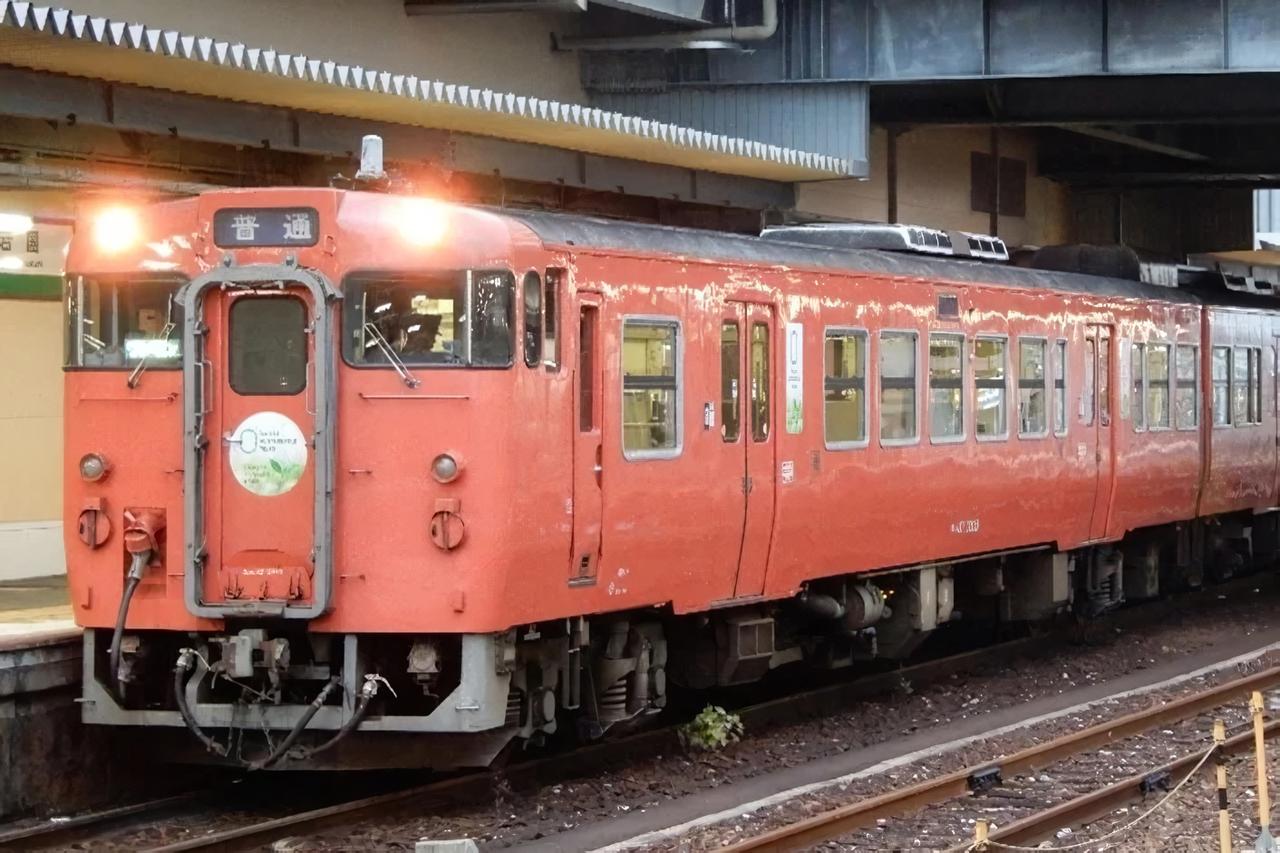 画像: JR西日本、国内初となる100%バイオディーゼル燃料による営業列車の運行を岡山エリアで開始 - スマートモビリティJP