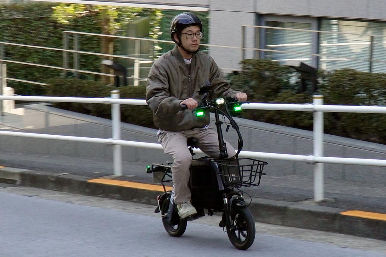 画像: 従来モデル「MOPERO mini cargo」も、高い登坂性能と積載性能により大人気モデルであった。