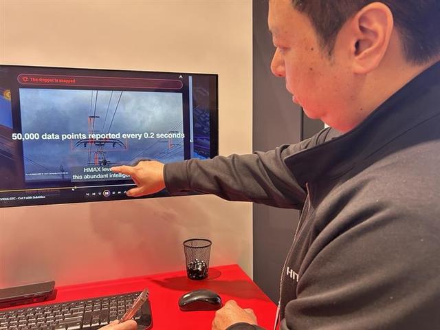 画像: (リアルタイムでデータを解析するモニタリングのデモ動画)