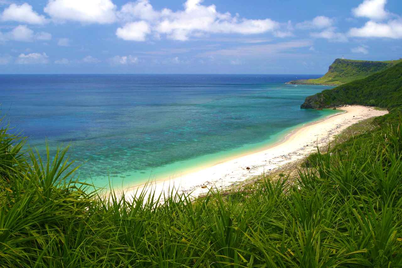 画像: 「ウブドゥマイ浜」。ツア浜と隣り合う浜なので遊泳は禁止。しかし海は美しいのだ。