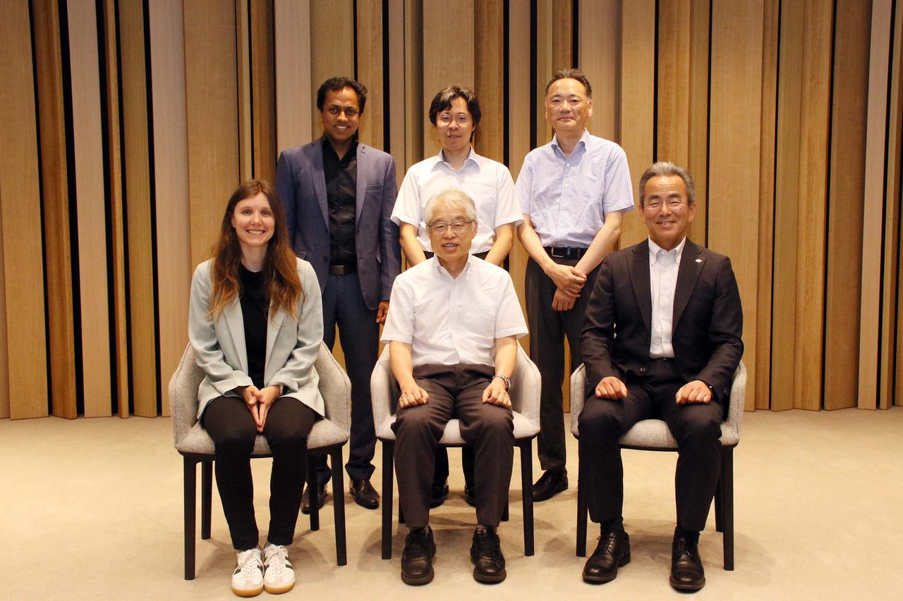 画像: シリコン量子コンピュータの実用化に向けた研究開発を加速 - 研究開発：日立