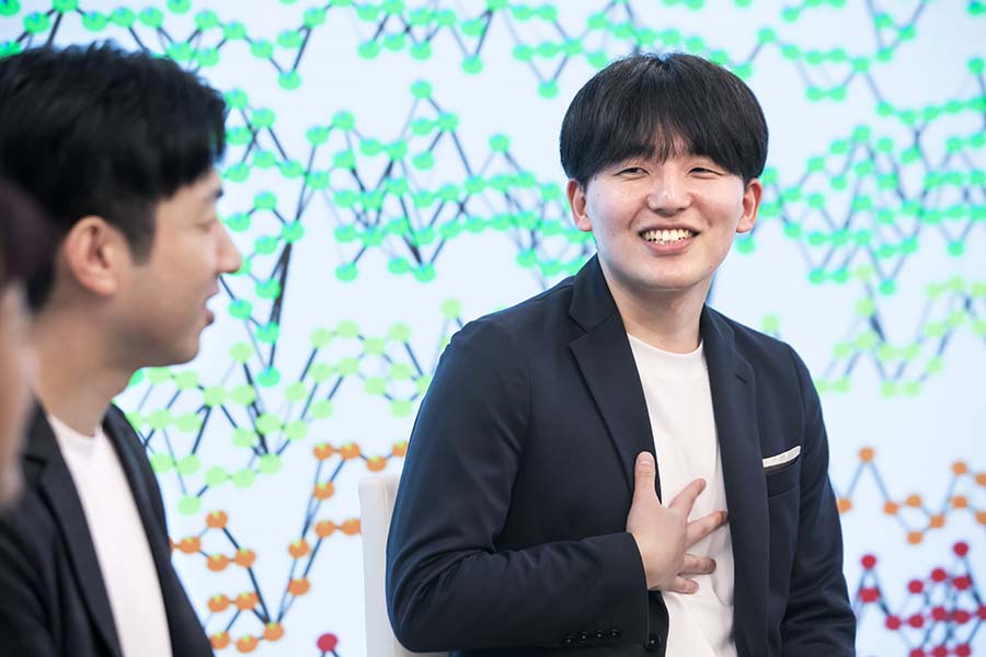 画像: エネコムが抱えていた課題について語る花本さん