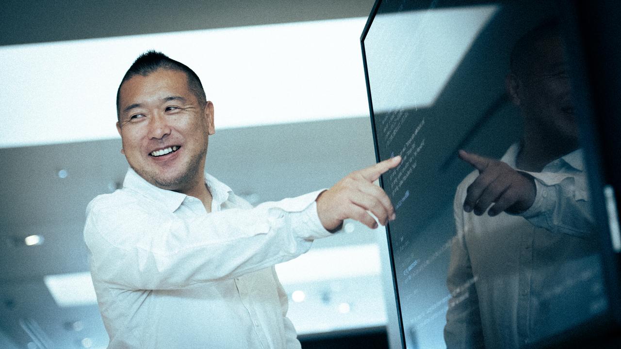 画像1: An involvement with computers that goes back to my student days