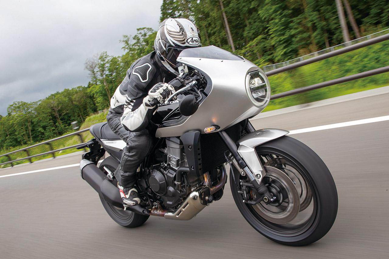 画像 : 19番目の画像 - 【写真20枚】ホンダ「ホーク11（2022）」 - チョイフル！