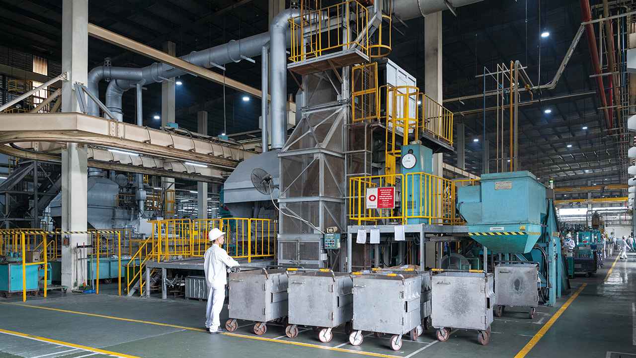 画像: 四輪工場で活躍するアルミダイカストマシン