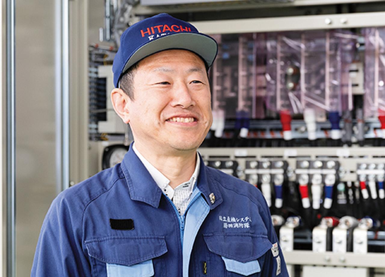 画像1: 【誇りのマエストロ】
［4］佐川宏智　〈勝田事業所〉
配電盤制御盤組立調整工
卓越技能者（現代の名工）、国家技能検定委員
　
電力の安定供給を支え続ける
受変電制御システムの担い手