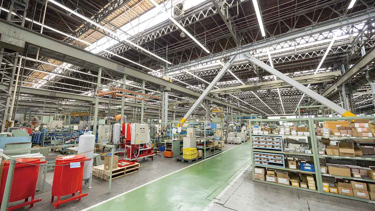 画像: ポンプ生産ライン全景