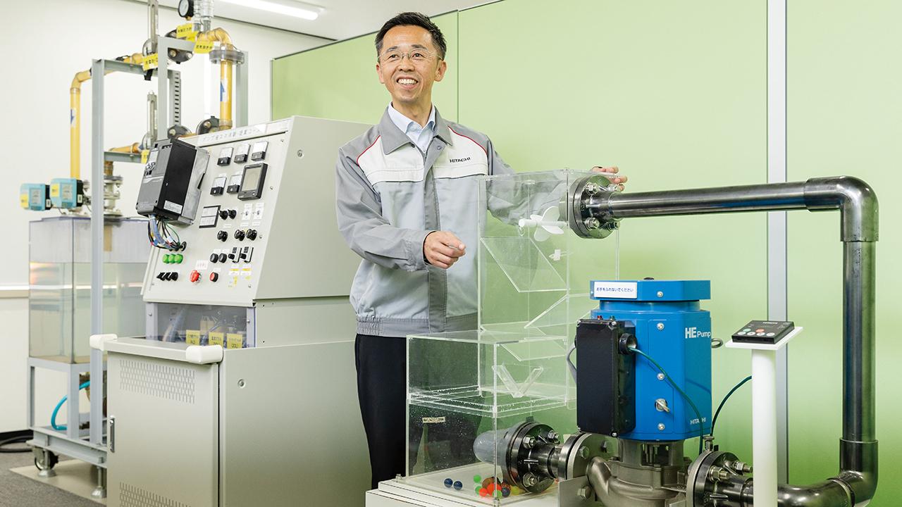 画像: 株式会社 日立産機システム インフラシステム統括本部 ドライブシステム事業部 生産管理部 部長 兼 習志野事業所 技術教育センタ センタ長 甲州 亘