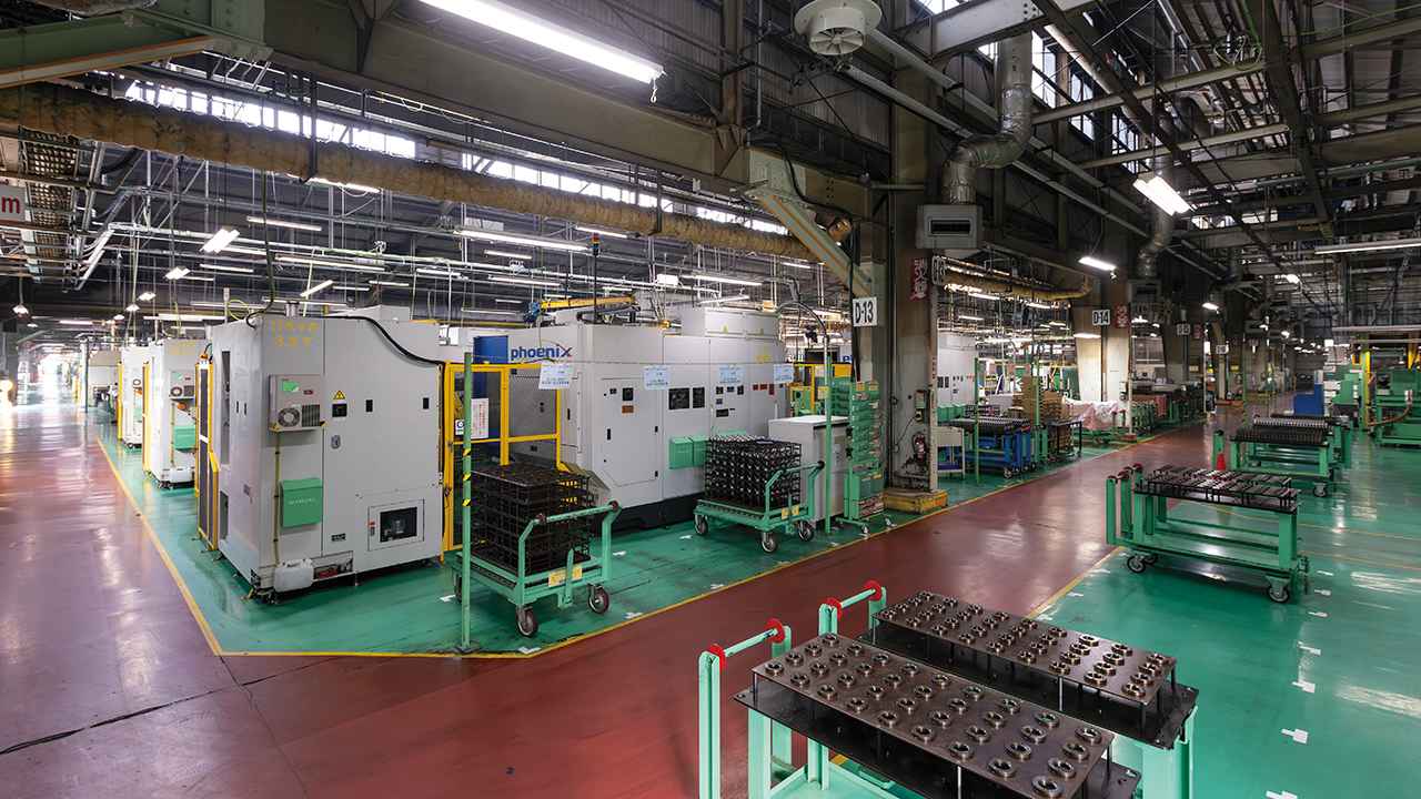 画像: ギヤ製造ライン