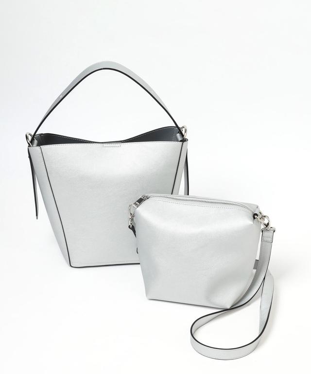 コーデを格上げ！【グローバルワーク】オールシーズン活躍♡「シルバー