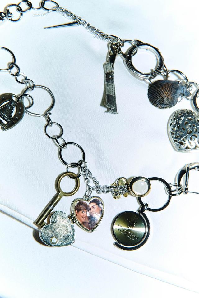 ネックレス・ペンダント Alisa Cayoo 3way charm necklace 韓国アイドルも注目。Alisa Cayooの記憶を身にまとうジュエリー