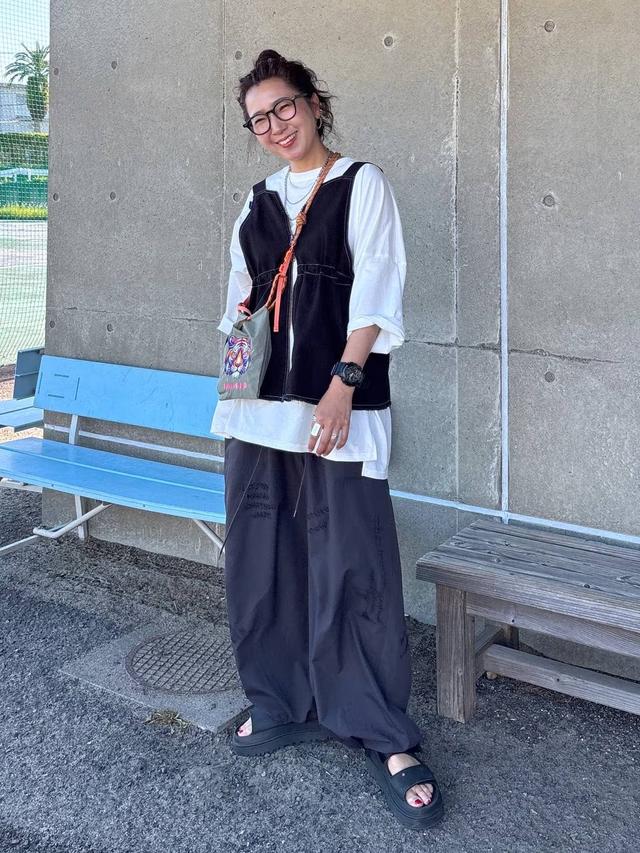 ◨ニコアンド◨misayoさんプロデュース キルトコンビベスト みさよさん 黒 ◨ニコアンド◨misayoさんプロデュース キルトコンビベスト