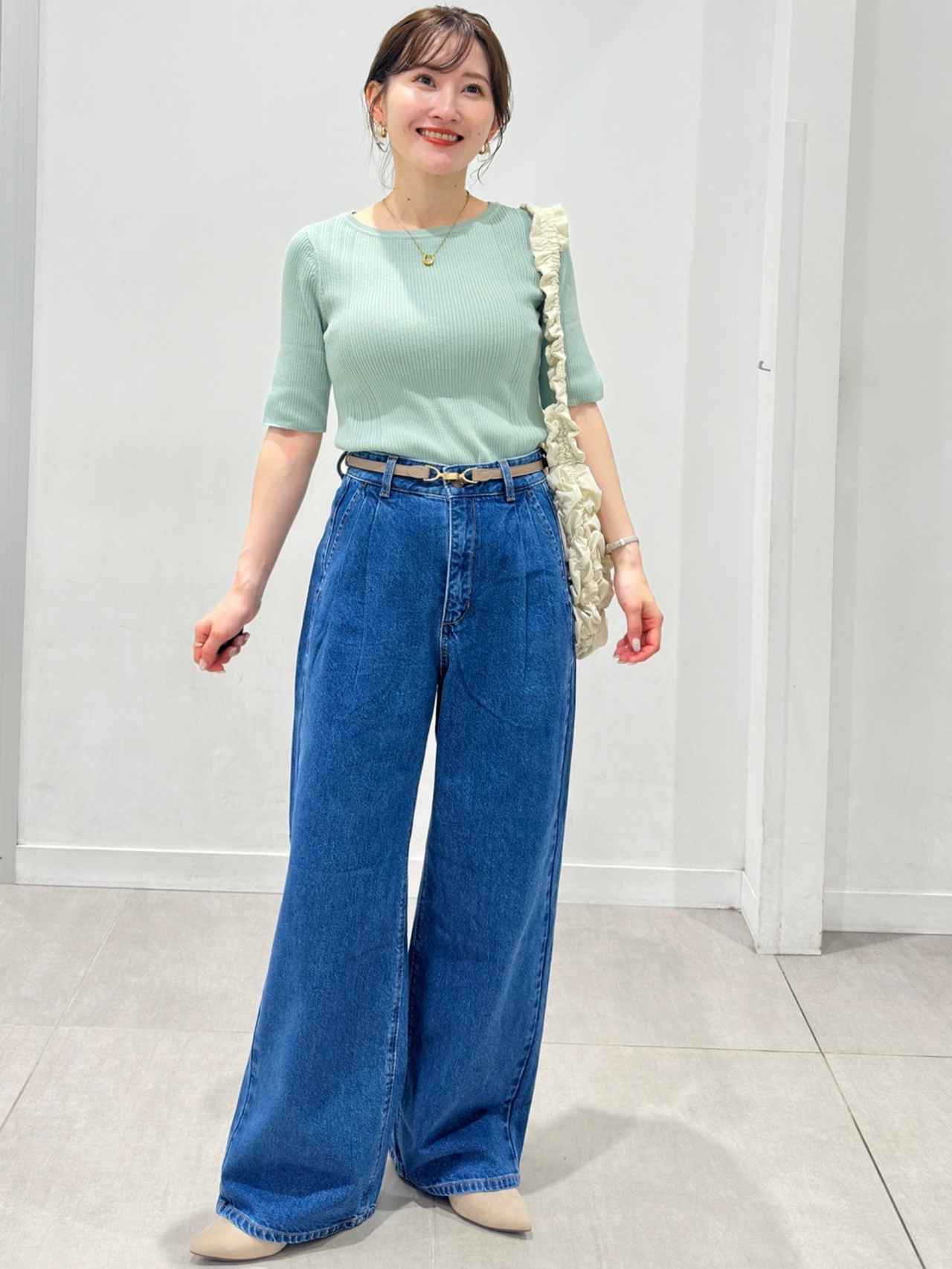 画像2: 出典：GU