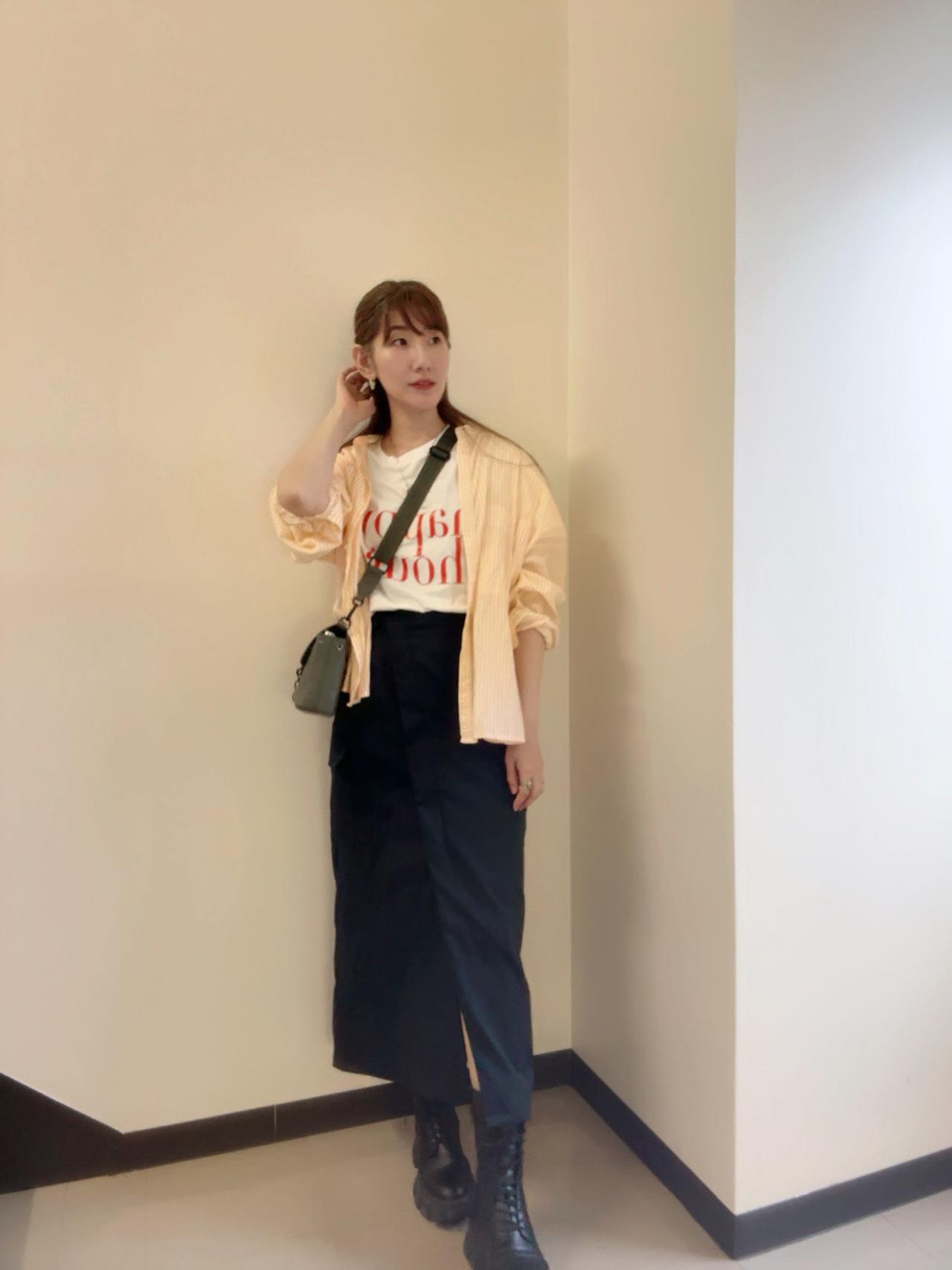 画像: ロゴTと合わせて