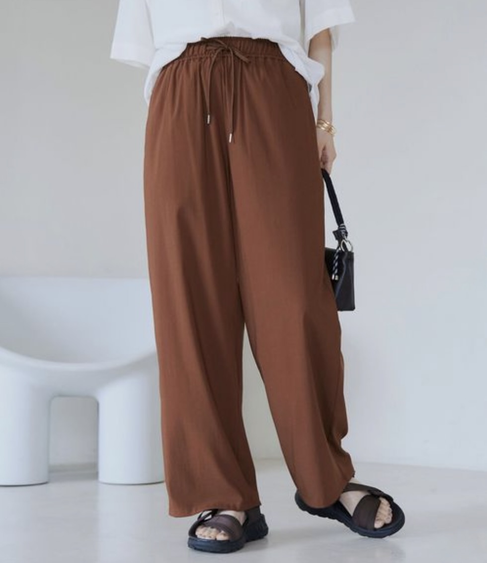画像: 【接触冷感】 イージーワイドパンツ(ミディアムブラウン) ¥4,510(コーエン)