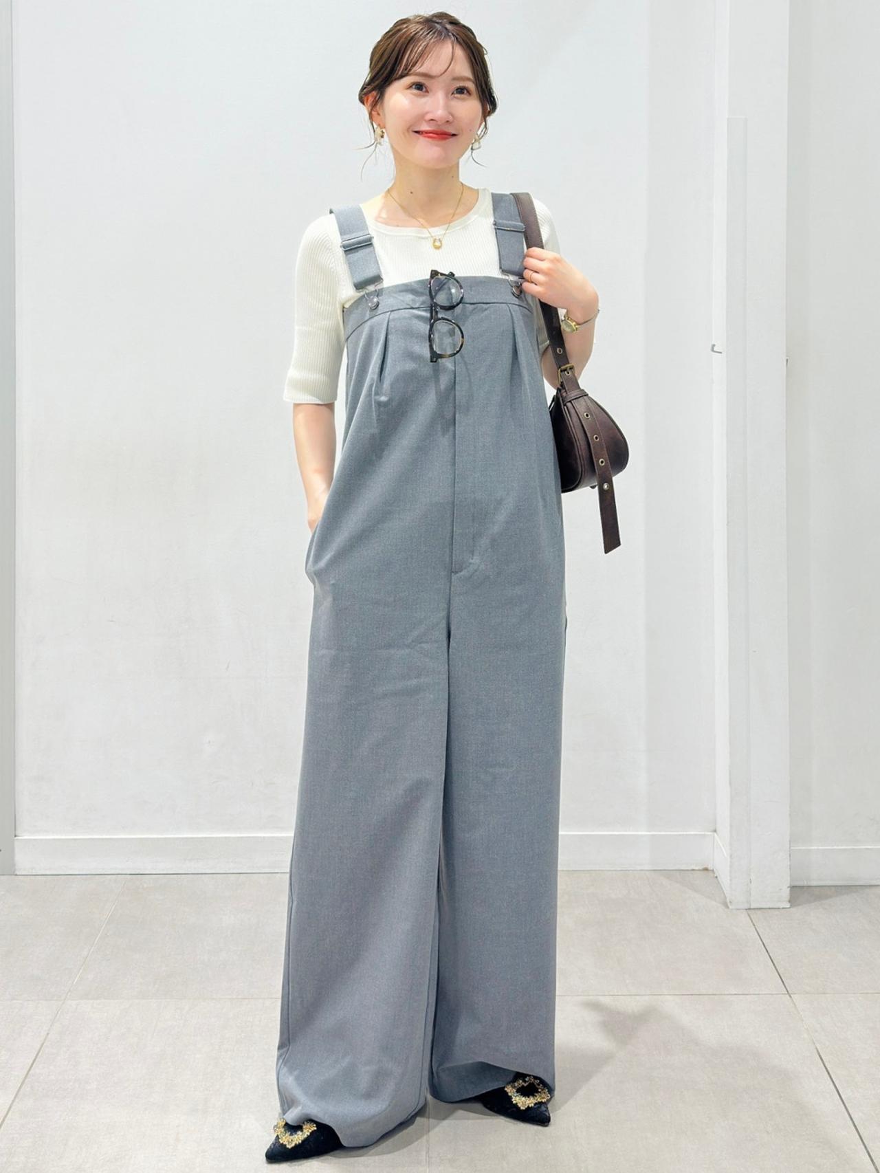 サロペットが「990円」！？【GU値下げ】大人に似合う「お値打ちサロペ