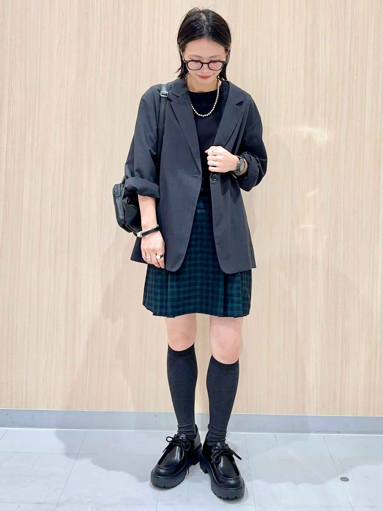 画像2: 出典：GU
