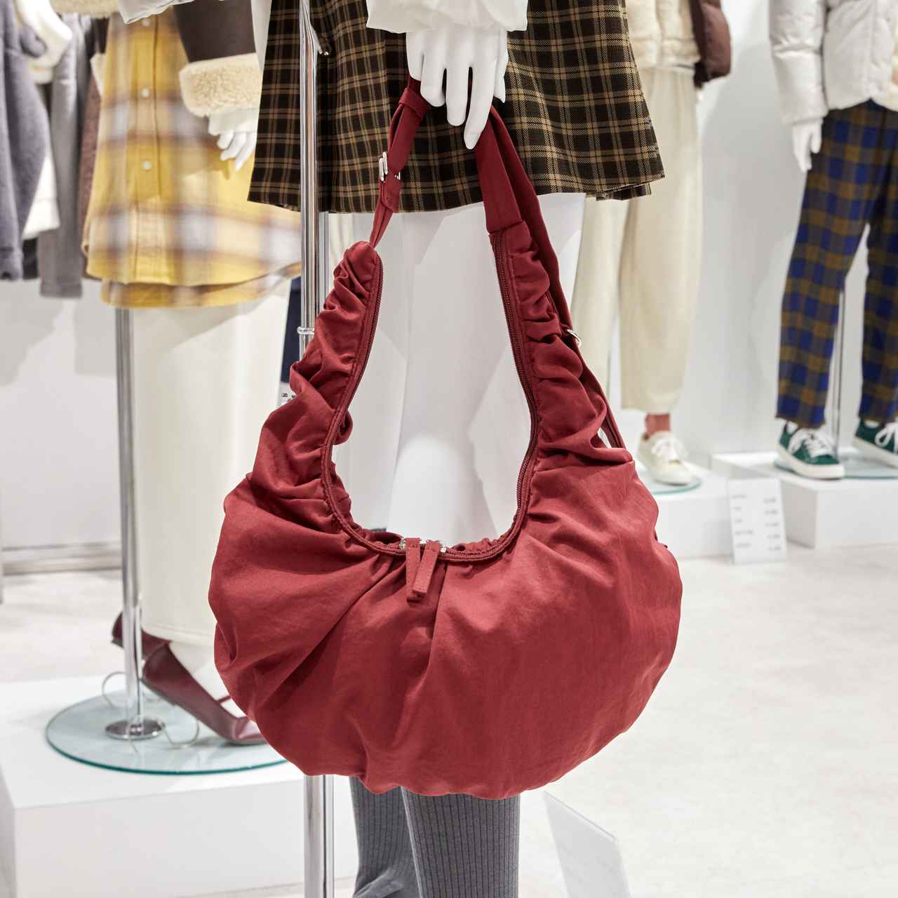 画像: ダンプリングバッグ ¥1,990(税込)